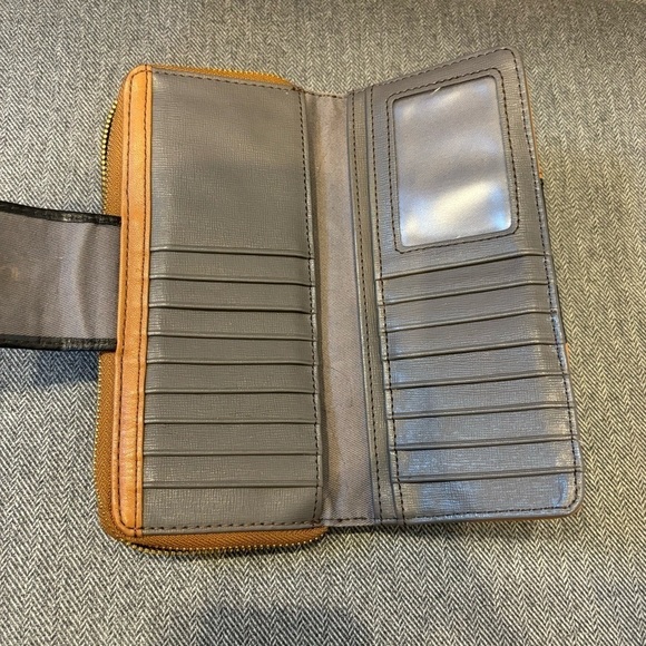 Fossil Pebble Leather Wallet Wristlet - Picture 6 of 8